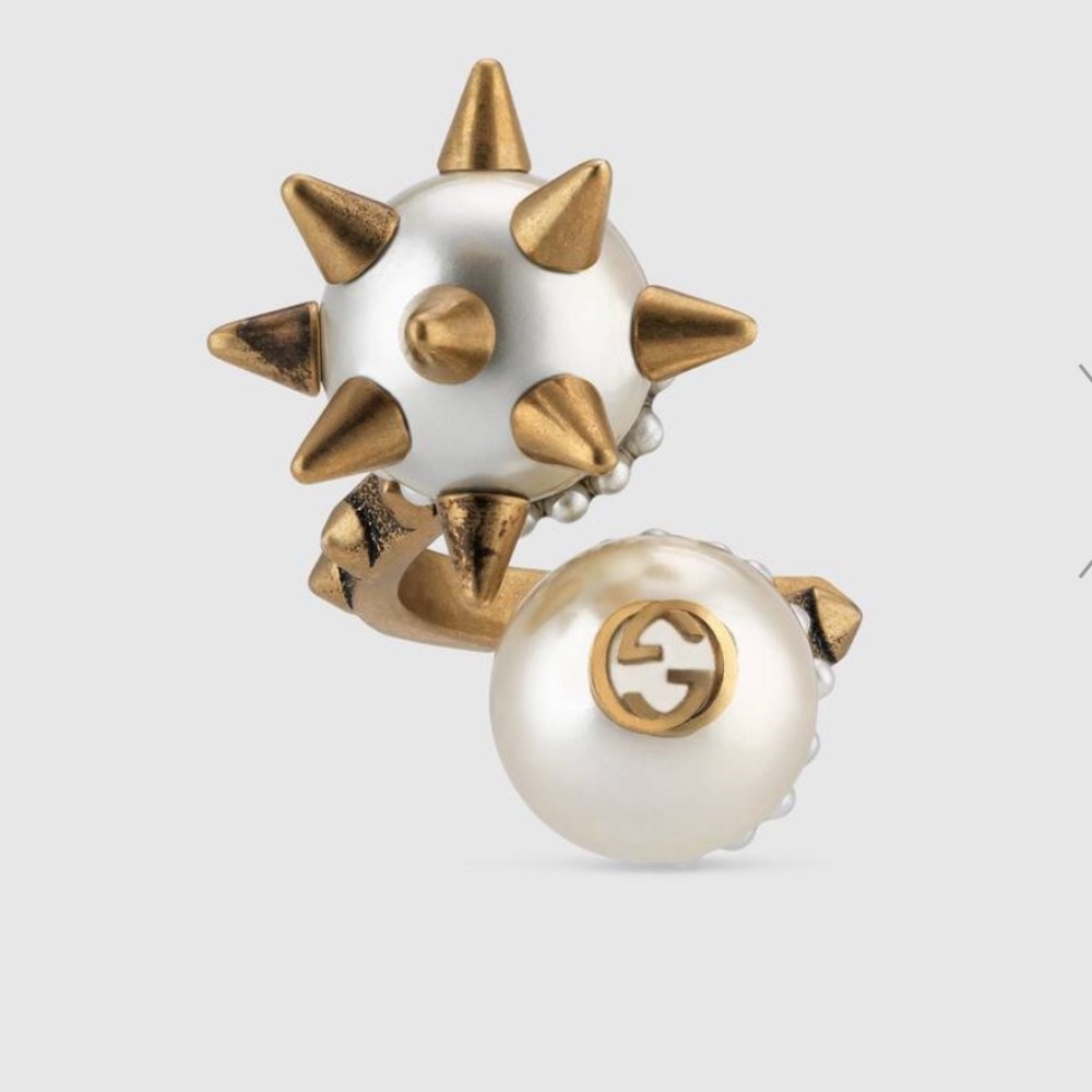 ✨Gucci ring with double glass pearl, size OS✨